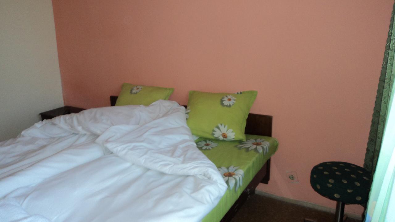 Hotel Stroitel Chisaria Zewnętrze zdjęcie